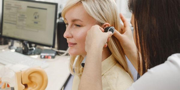 Audiologists and Audiometrists: What is the difference when it comes to your hearing care?